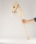 MORA-PLAY Cavall escombra de fusta  | 8430090414715 | Llibreria Sendak
