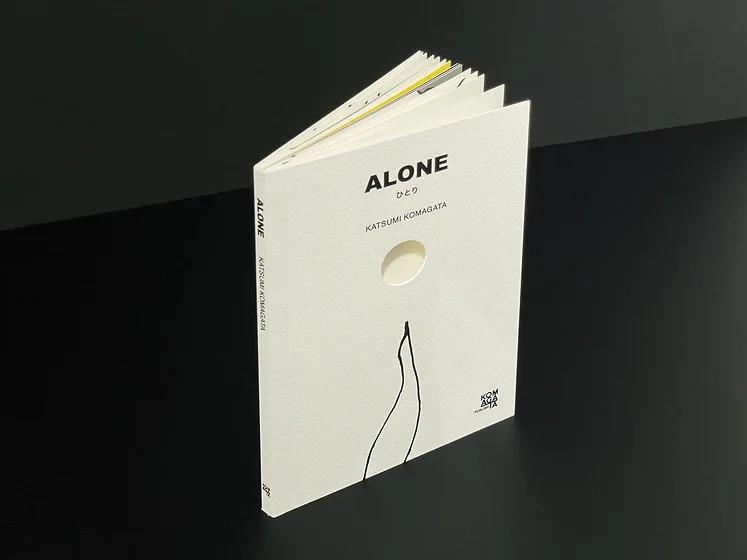 Alone | 9999900008647 | Komagata, Katsumi | Llibreria Sendak