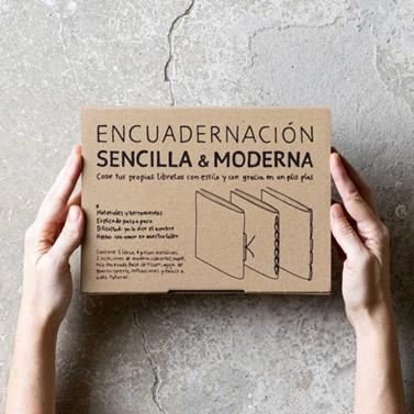FÁBRICA DE TEXTURAS KIT Encuadernación sencilla y moderna | 9999900006261 | Llibreria Sendak